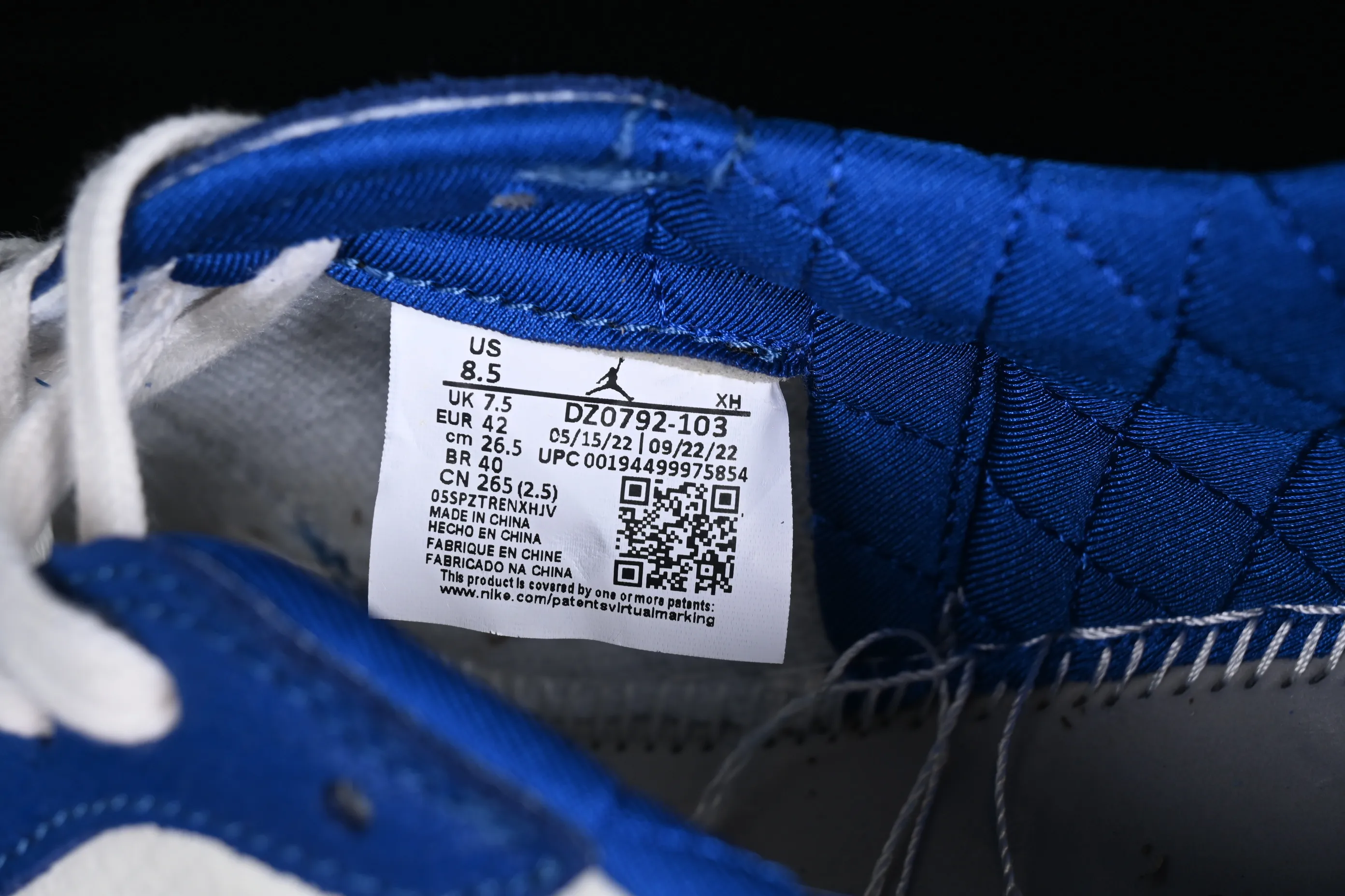 All categories Air Jordan Jordan series basketball shoes Air Jordan 1 Low Z version Air Jordan 1 Low AJ1 Joe 1 white blue yellow hook burst pattern low-top cultural and leisure sports sneakers DZ0792-103